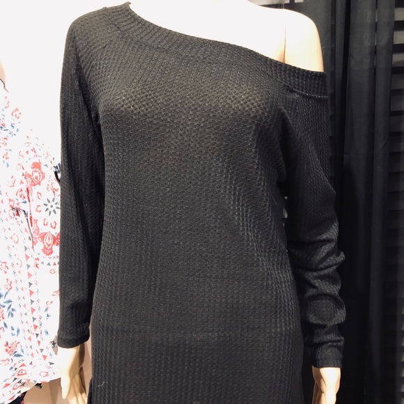 LAST ONE! Black Cable knit sweater - Picture 4 of 7